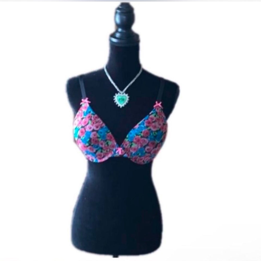 Betsey Johnson floral bra 36C